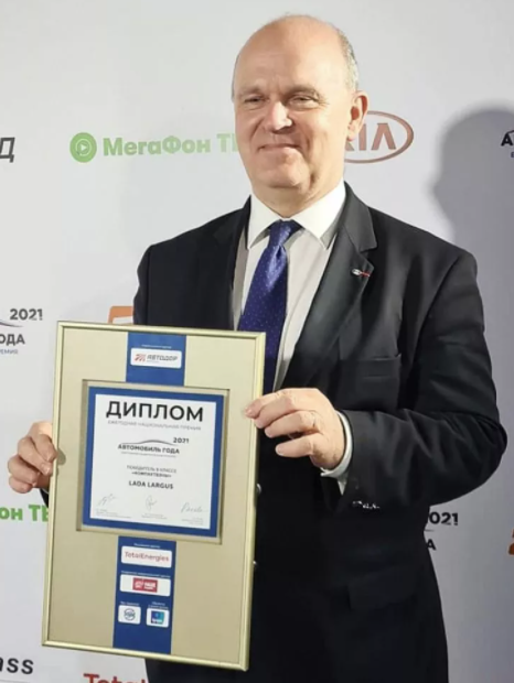 LADA Vesta и LADA Largus завоевали звание «АВТОМОБИЛЬ ГОДА В РОССИИ»